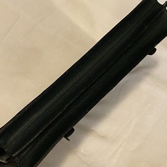 Vintage Louis Vuitton Taiga Tashkent Epicea Green Brief Case **Flaws** - Picture 5 of 16